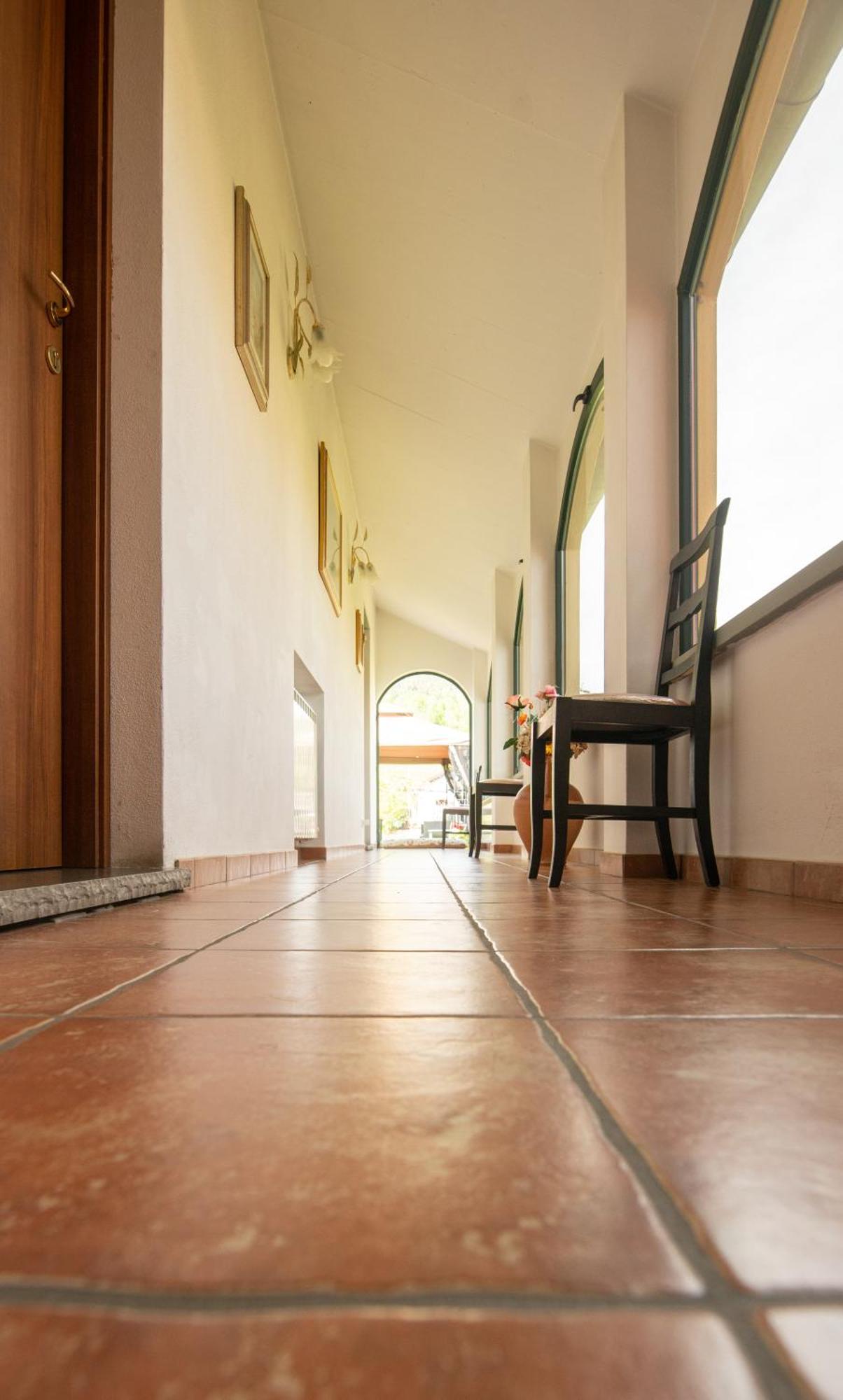 Il Vecchio Noce Hotel บรุนญาโต ภายนอก รูปภาพ