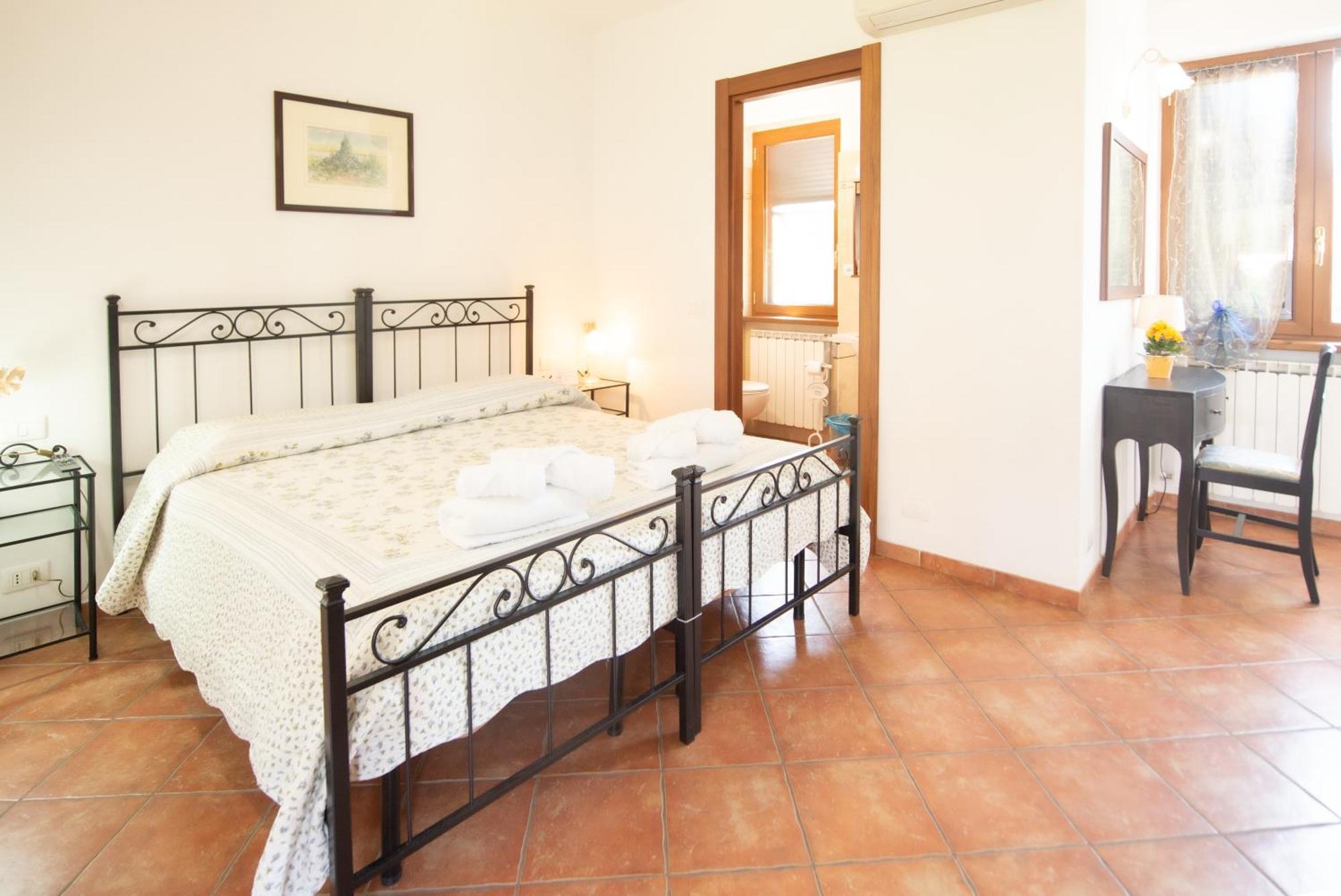 Il Vecchio Noce Hotel บรุนญาโต ภายนอก รูปภาพ
